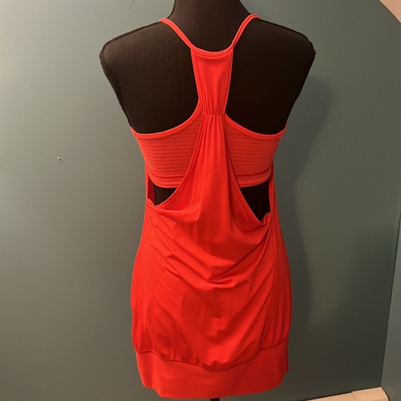 Lululemon No Limits Red Tank Size 4 - Picture 6 of 11